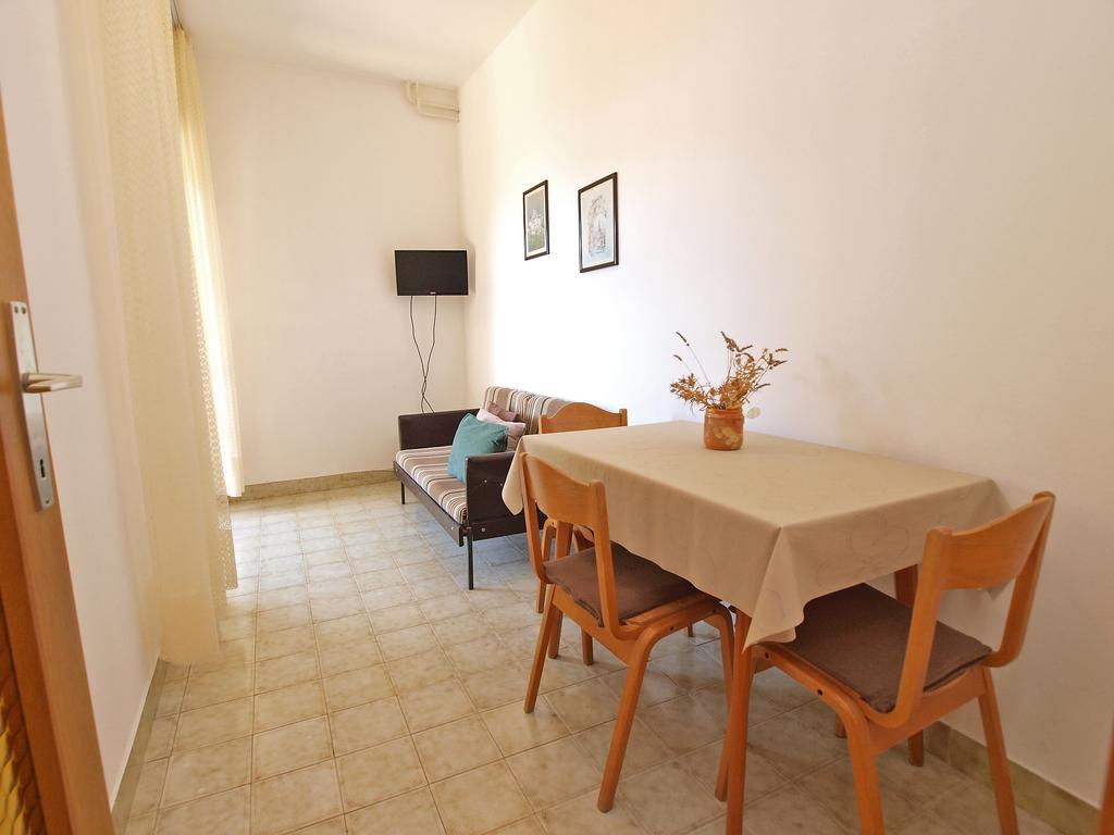 Jolanda 911 Apartment